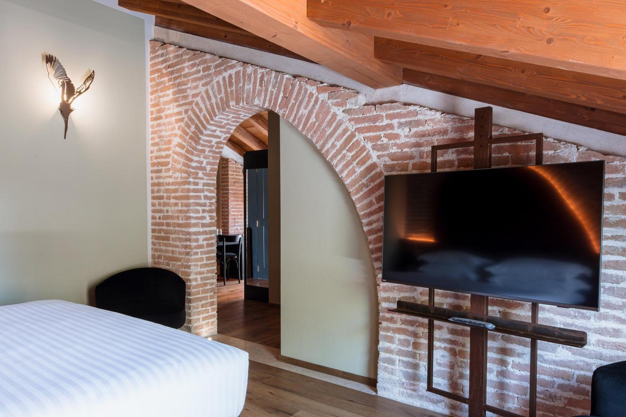 Pavillon Suite & Apartments Песк'єра-дель-Гарда Екстер'єр фото