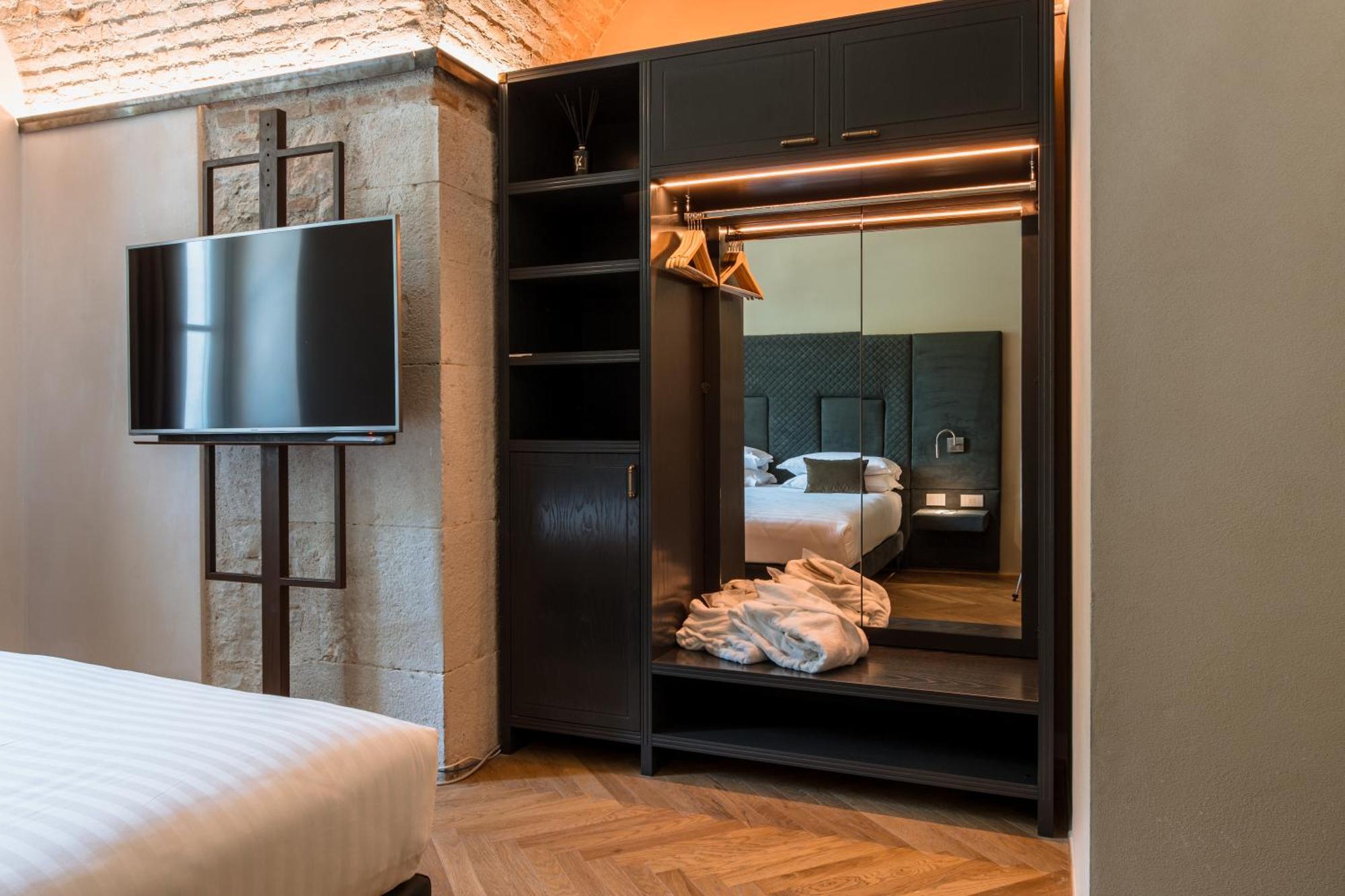 Pavillon Suite & Apartments Песк'єра-дель-Гарда Екстер'єр фото