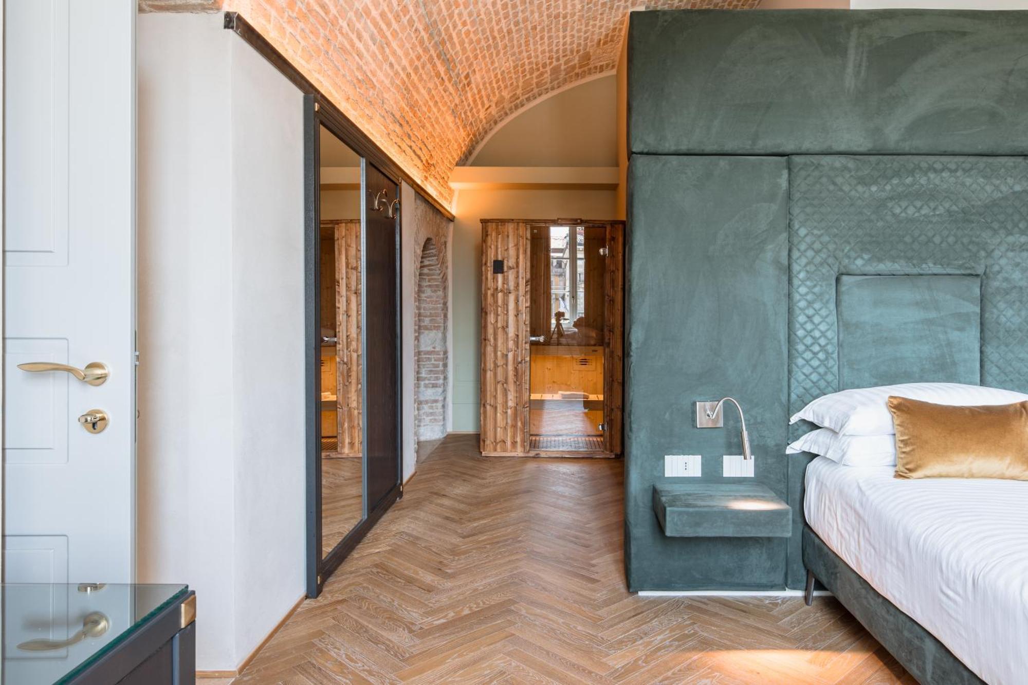 Pavillon Suite & Apartments Песк'єра-дель-Гарда Екстер'єр фото